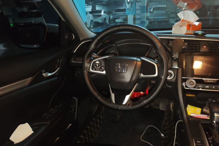 Used Honda Civic 2016 220TURBO CVT Luxury Edition Steering Wheel