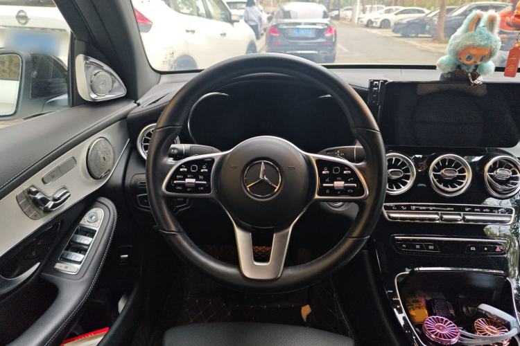 Used Mercedes-Benz GLC Coupe 2020 GLC 260 4MATIC Coupe SUV Steering Wheel