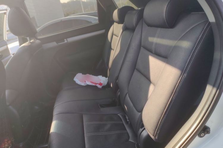 Used Kia Sorento 2013 2.4L 5-Seater Gasoline Comfort Version China IV Standard Left Rear Seat