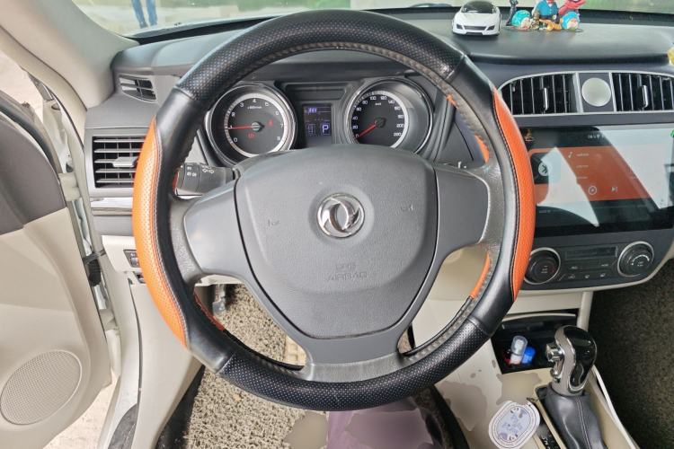 Used Dongfeng Aeolus A60 2016 1.6L Automatic Luxury Model Steering Wheel