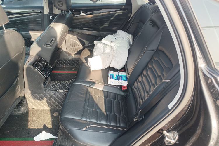 Used Volkswagen Passat 2020 330TSI Elite Edition China VI Left Rear Seat