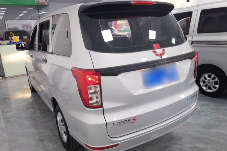 Used Wuling Hongguang 2021 1.5L Revised S Base Version with Electric Power Steering LAR
