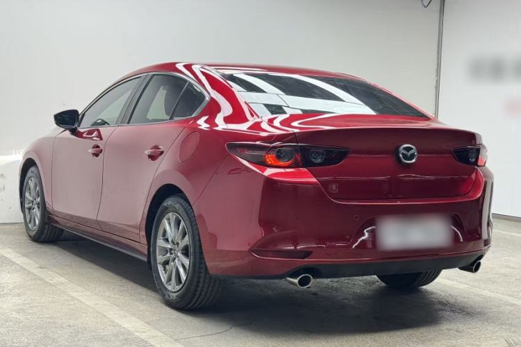 Used Mazda 3 Axela 2020 1.5L Automatic ZhiMei Edition Exterior 4