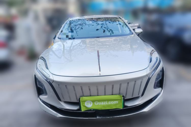 Used Hongqi E-QM5 2022 431 km Charge & Enjoy Edition Front