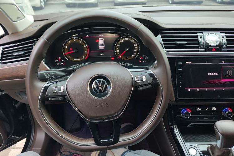 Used Volkswagen Phideon 2021 380TSI Prestige Edition
