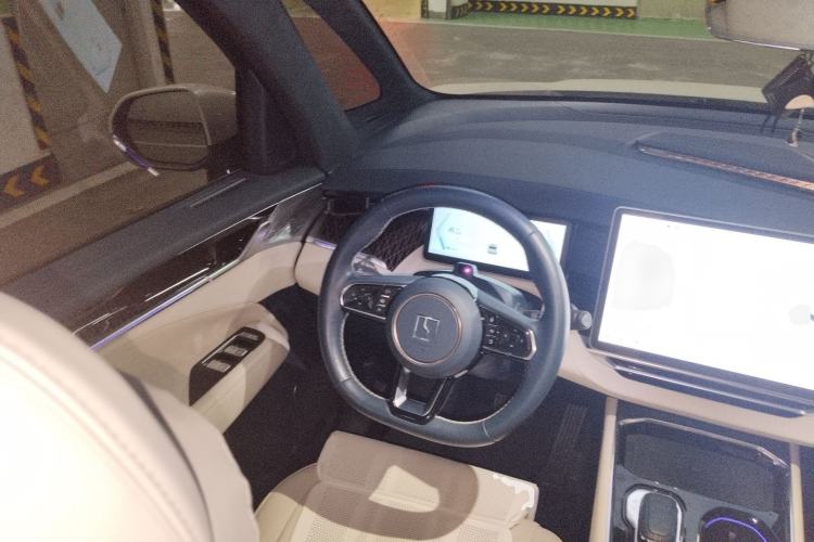 Used Zeekr 009 2022 Revised WE Version Steering Wheel