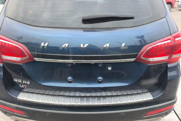 Used Haval H6 2015 Sport Edition 1.5T Automatic Two-Wheel Drive Luxury Model
