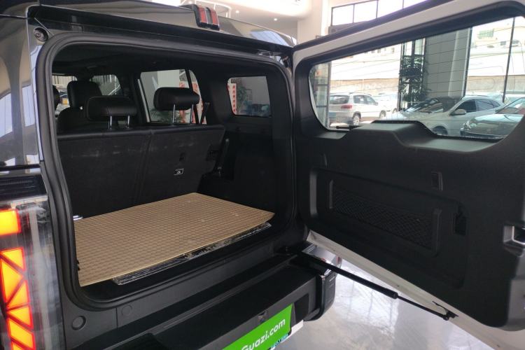 Used iCAR 03T 2024 520km Two-Wheel Drive Long-Range Version Trunk