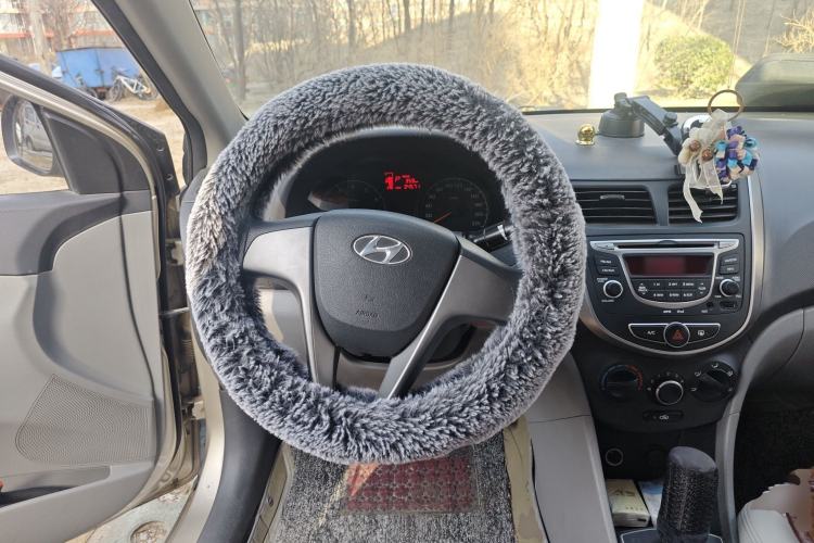 Used Hyundai Verna (older generation) 2014 1.4L Automatic Smart GLS
