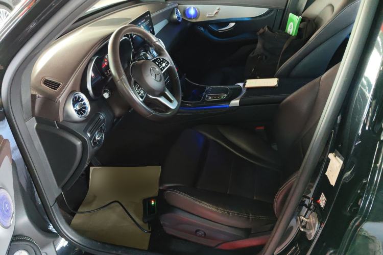 Used Mercedes-Benz GLC 2020 GLC 260 L 4MATIC Dynamic Model