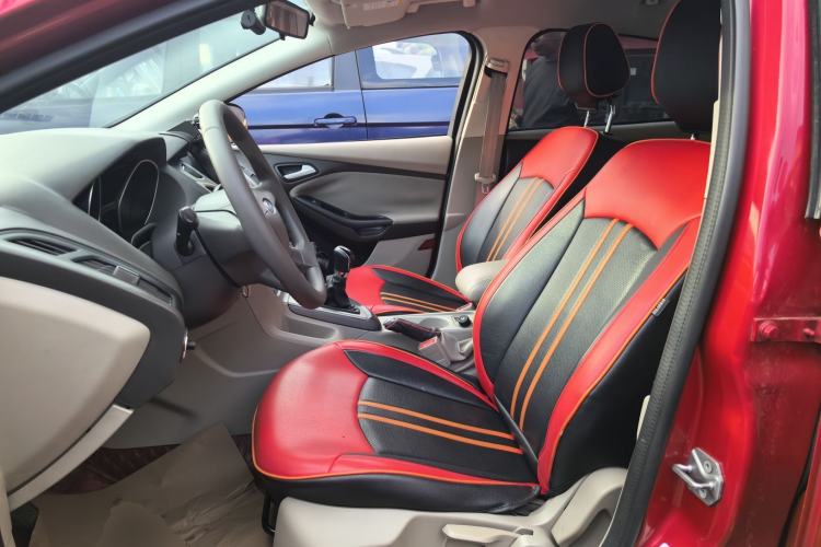 Used Ford Focus 2012 Sedan 1.6L Manual Comfort Model Left Front Seat