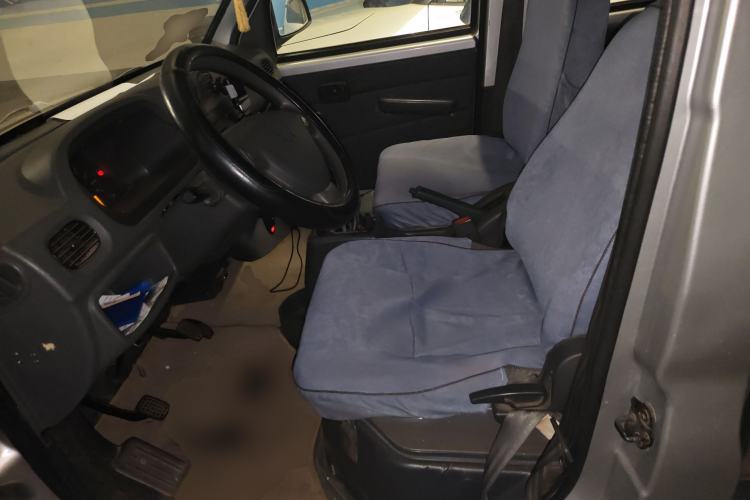 Used Wuling Zhiguang 2010 1.0L New Version Practical Short-Body L2Y