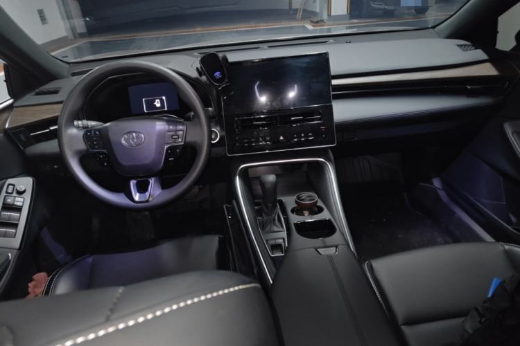 Used Toyota Avalon 2024 2.0L Ambition Edition