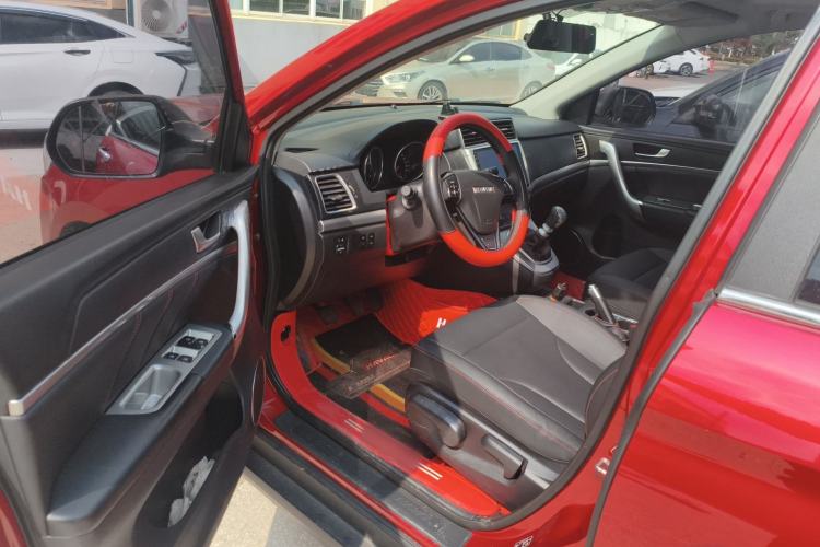 Used Haval M6 2019 1.5T Manual Two-Wheel Drive Urban Version China VI Standard
