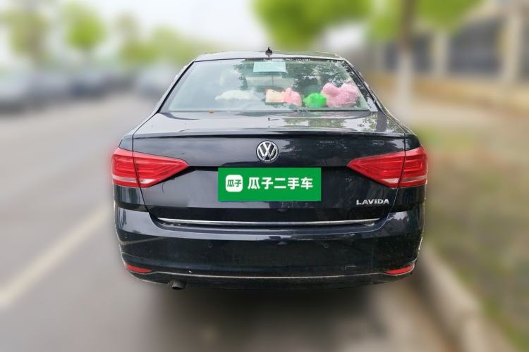 Used Volkswagen Lavida 2015 1.6L Automatic Comfort Edition