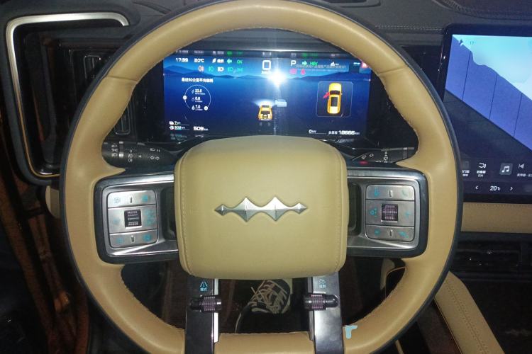 Used Formula Leopard Leopard 5 2023 Navigator Edition
