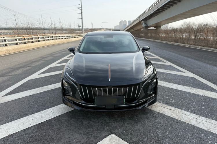 Used Hongqi E-QM5 2021 Online Booking Charging Basic Edition 5 Seats
