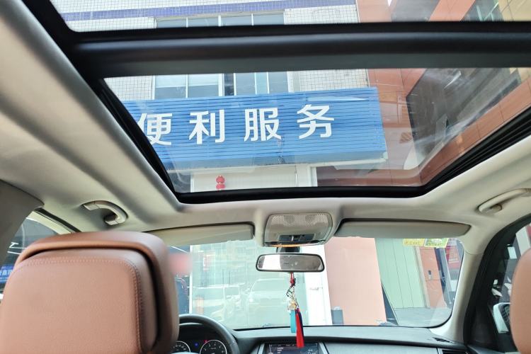 Used BMW X5 2011 xDrive35i Leading Model Headliner