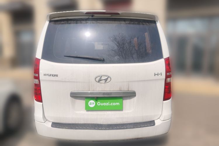 Used Hyundai H-1 Starex 2011 2.4L Comfort Edition Rear