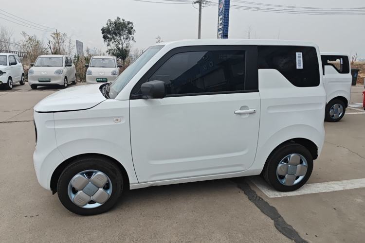 Used Geely Galaxy Panda 2024 Panda Mini 200km Endurance Bear
