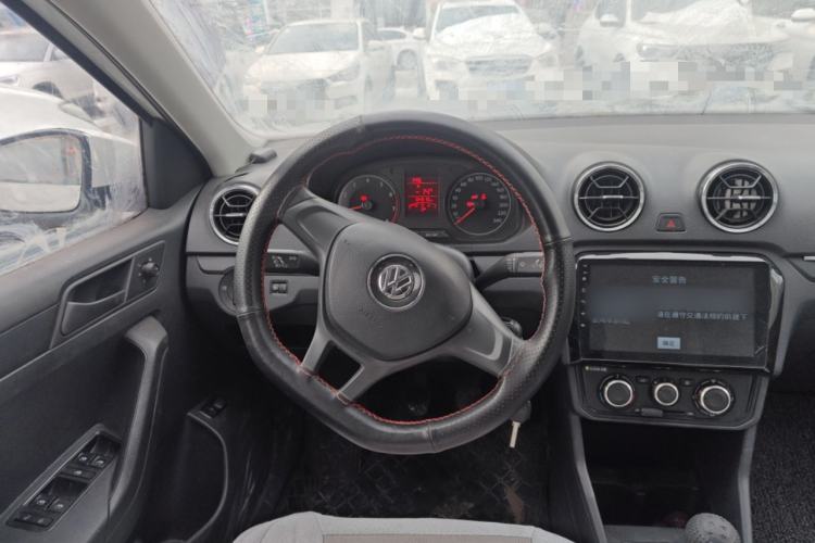 Used Volkswagen Jetta 2017 1.5L Manual Fashion Edition
