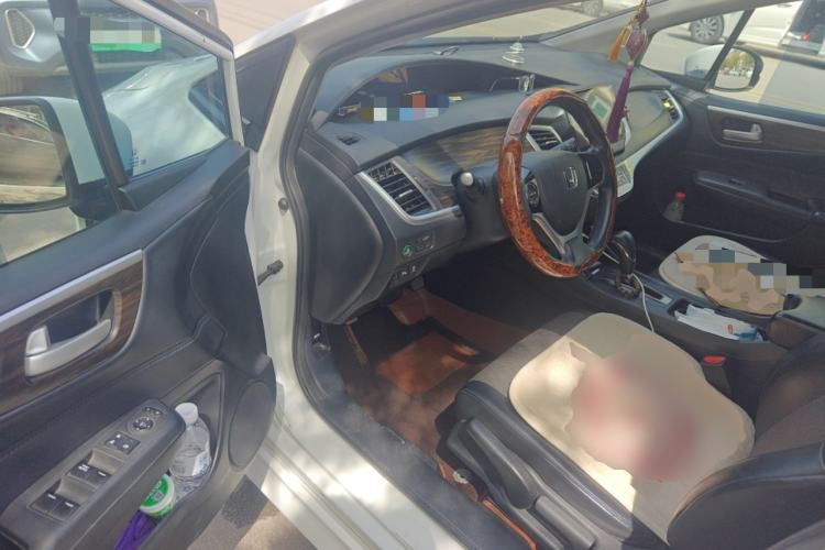 Used Honda Jade 2017 1.8L automatic Comfort version 5 seats
