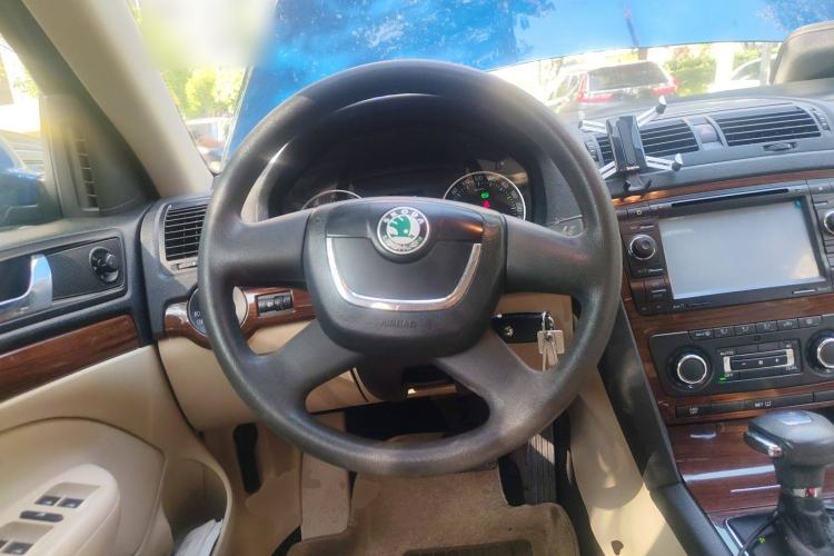 Used Skoda Octavia 2013 1.6L Automatic Yijun Edition