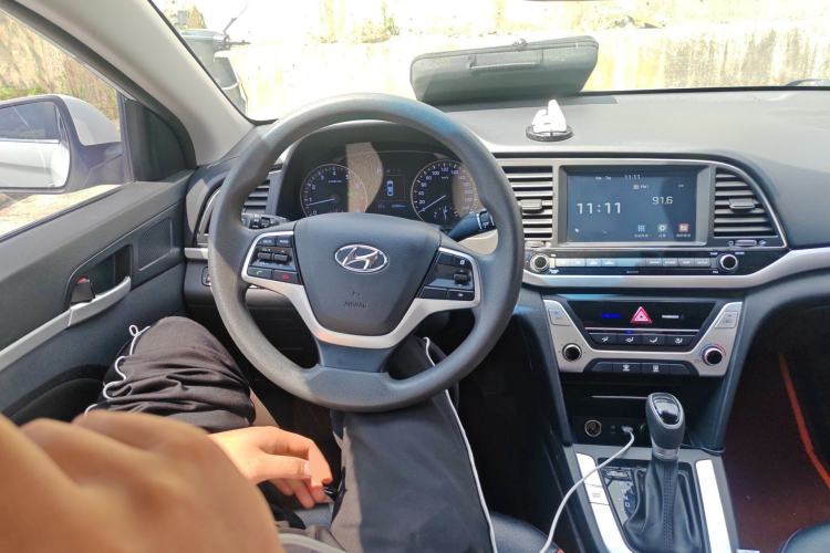 Used Hyundai Elantra (6th Generation / Lingdong) 2016 1.6L Automatic ZhiXuan – Elite Version Steering Wheel