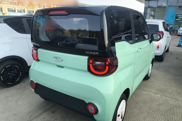 Used Chery QQ Ice Cream 2022 170km Sundae Phosphate Lithium-Ion