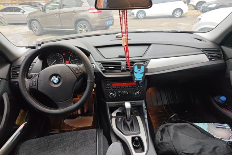 Used BMW X1 2013 sDrive18i Fashion Model Center Console