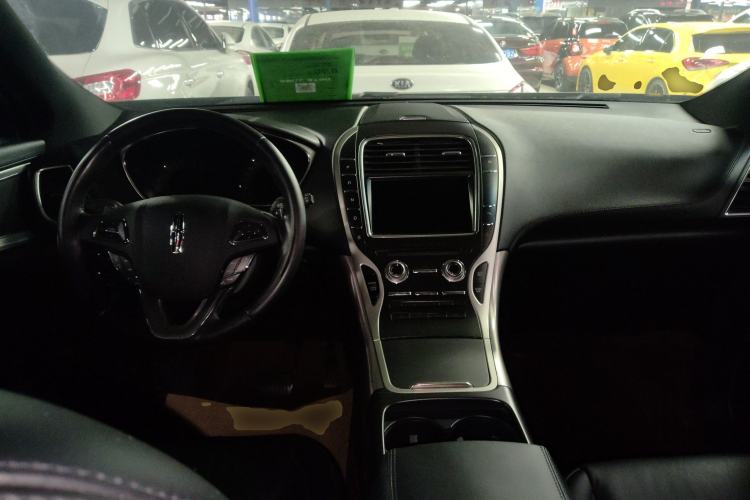 Used Lincoln MKX 2018 2.0T Two-Wheel Drive Deluxe Edition