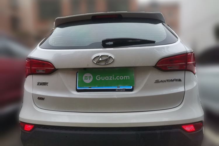 Used Hyundai Santa Fe 2013 2.4L Automatic Two-Wheel Drive Smart Version
