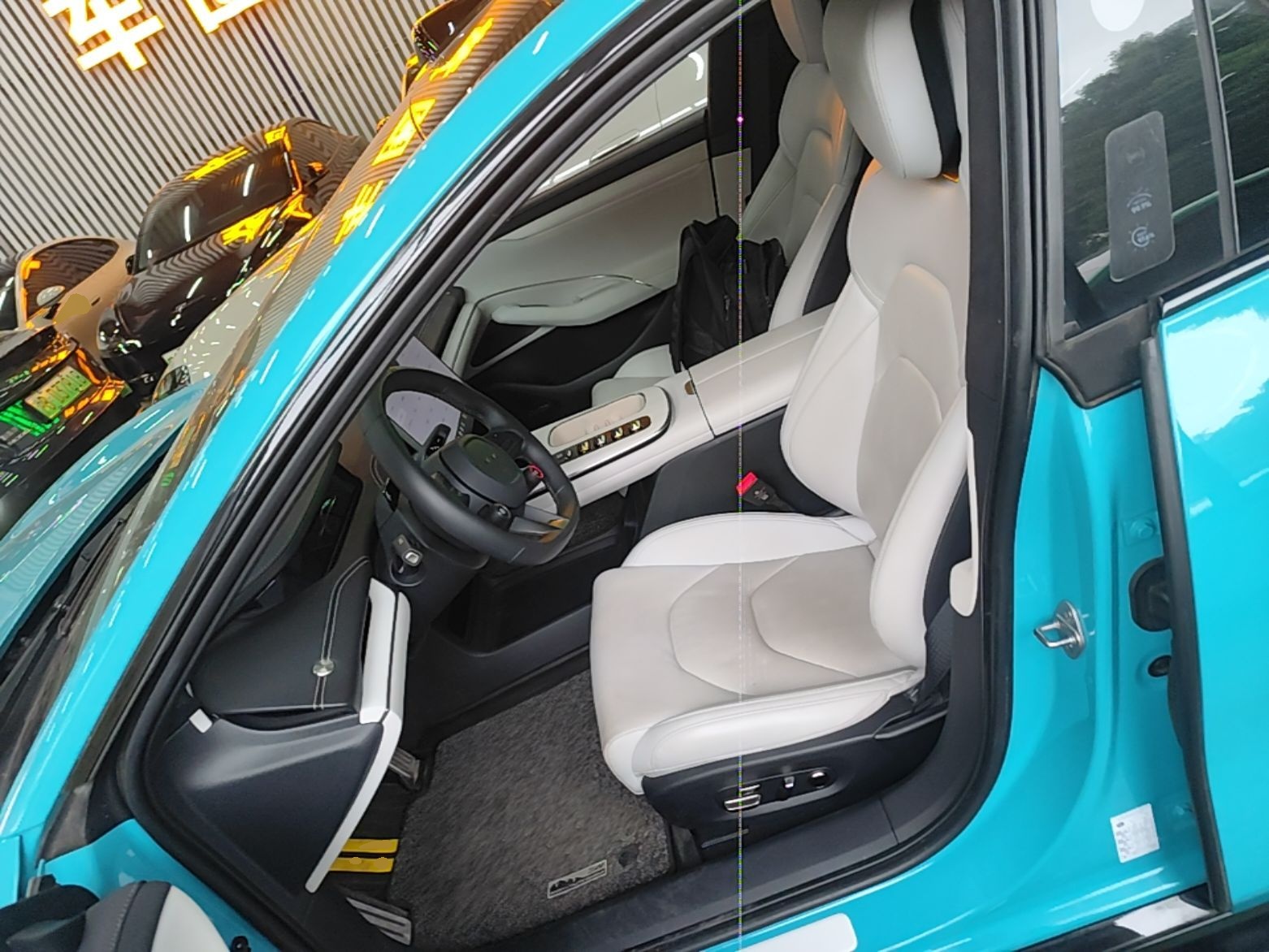 Xiaomi Auto SU7 2024 Four-Wheel-Drive Max Founder's Edition — снимка 17