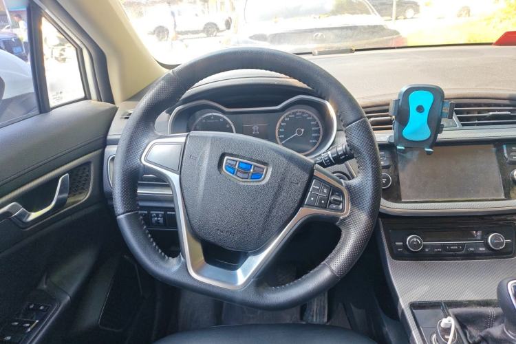 Used Geely Auto Emgrand GS 2016 Elegant Edition 1.8L Manual Fashion Model