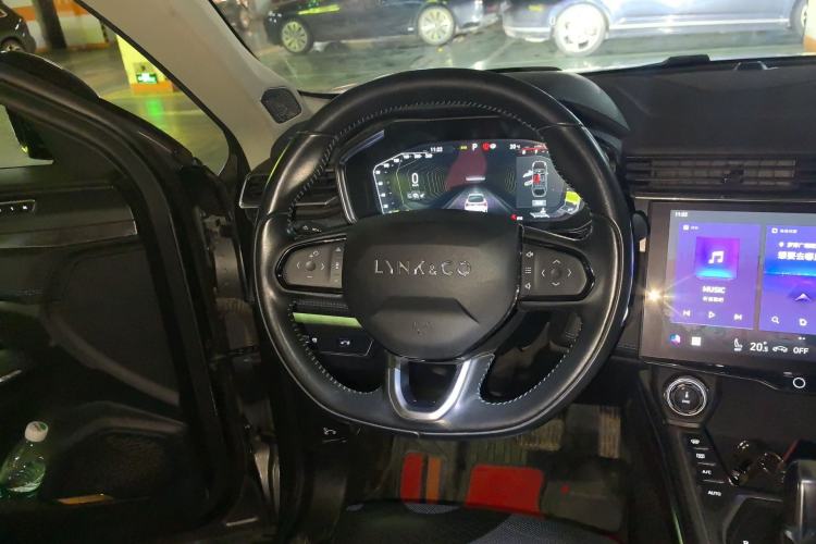 Used Lynk & Co 05 2020 2.0TD Two-Wheel Drive Shine Halo
