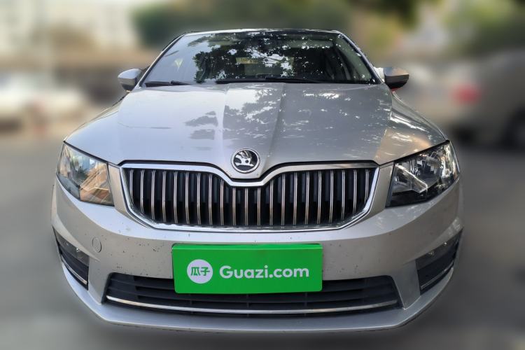 Used Skoda Octavia 2017 1.6L Automatic Smart Drive Edition
