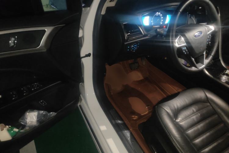 Used Ford Mondeo New Energy 2018 2.0 PHEV ZhiShang Trim
