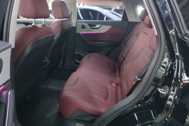 Used Hongqi HS5 2025 2.0T All-Wheel-Drive Flagship Pro Edition
