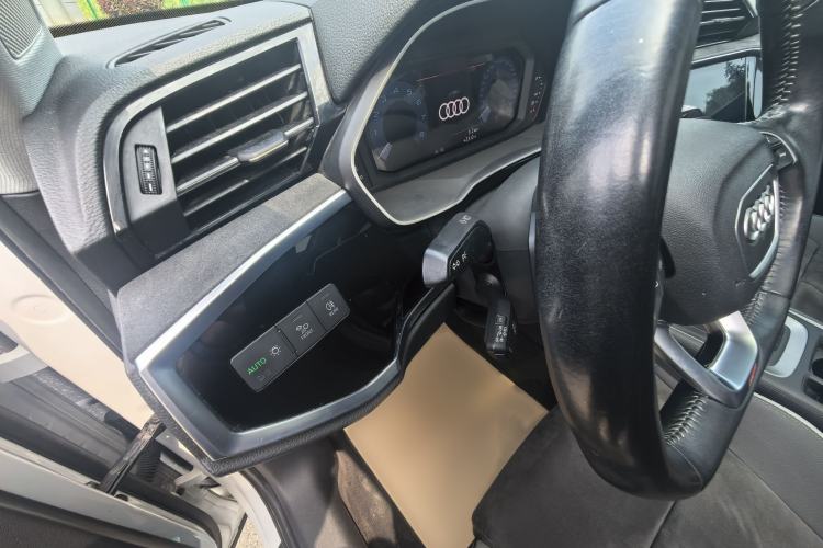 Used Audi Q3 2020 35 TFSI Fashion Dynamic Model