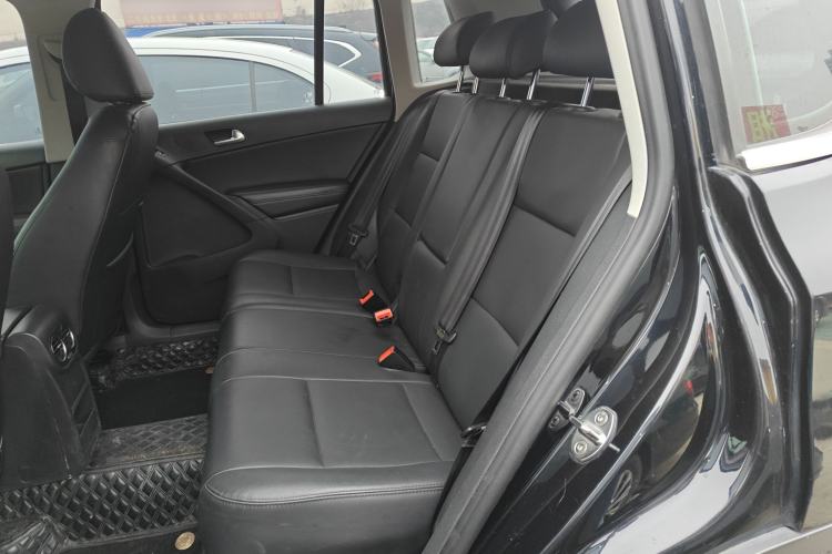 Used Volkswagen Tiguan L 2016 280TSI Automatic Two-Wheel-Drive Silk Road Style Edition