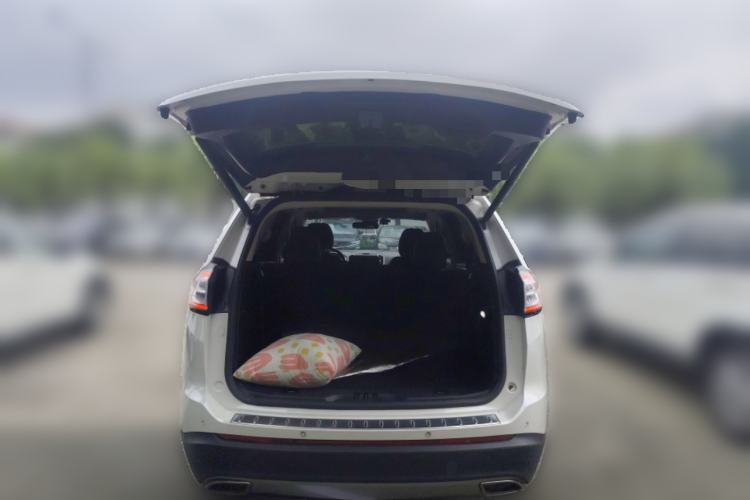 Used Ford Edge 2018 EcoBoost 245 Two-Wheel-Drive Titanium 7-Seater China VI Standard Trunk