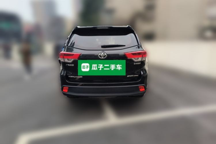 Used Toyota Highlander 2018 2.0T Four-Wheel Drive Luxury Version 7 Seats China VI Standard Rear