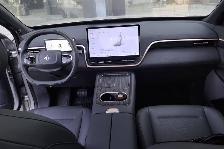 Used Dongfeng eπ eπ008 2024 210Max Range-Extended Version 6 Seats