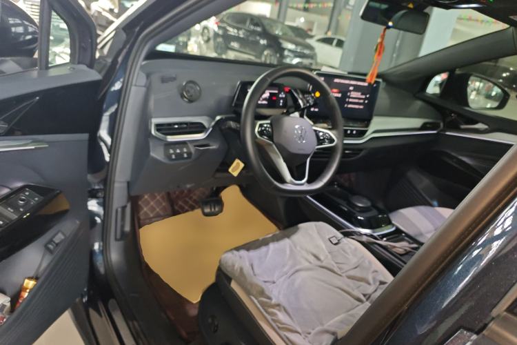 Used Volkswagen ID.4 CROZZ 2024 Revised Version PURE+ Driver Seat