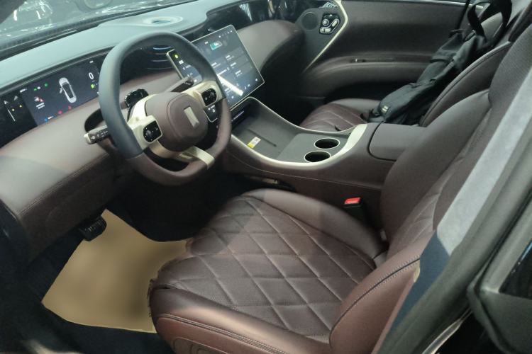 Used Avatr 11 2025 Night Rider Edition