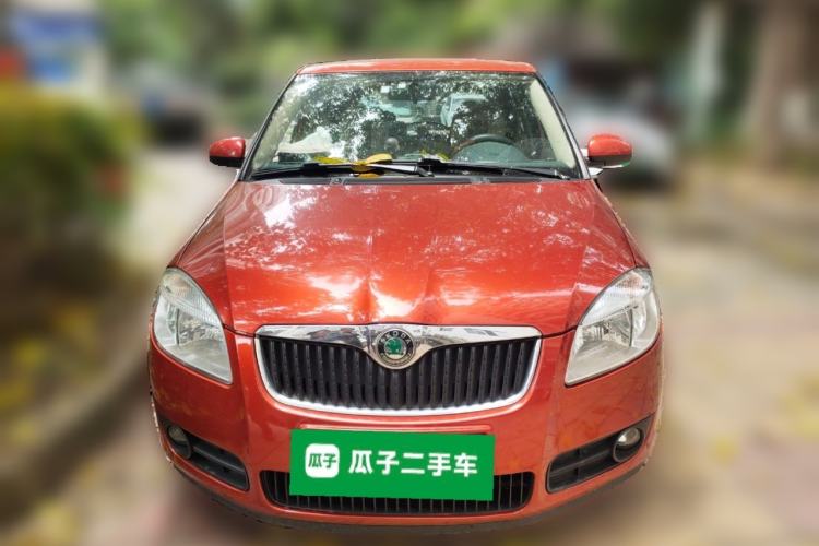 Used Skoda Fabia 2011 1.4L Manual Crystal Edition
