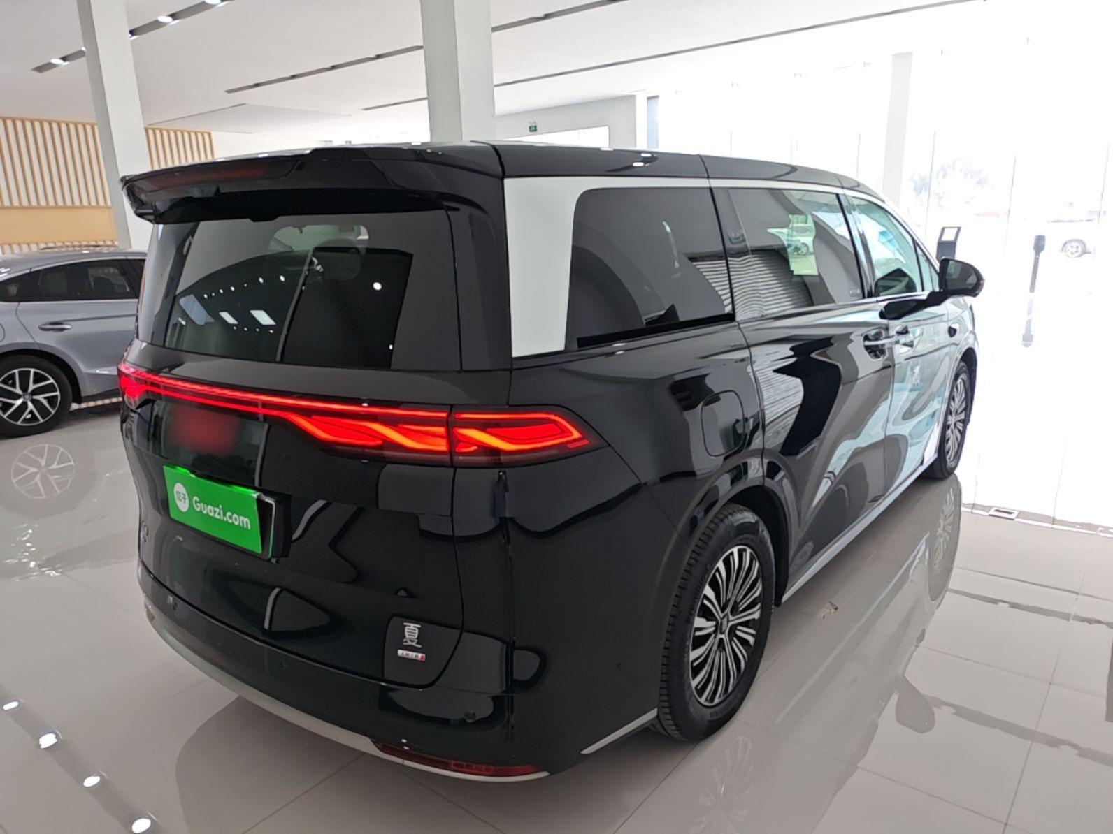 BYD Xia 2026 DM-i 1.5T 218KM Excellence Edition — снимка 6