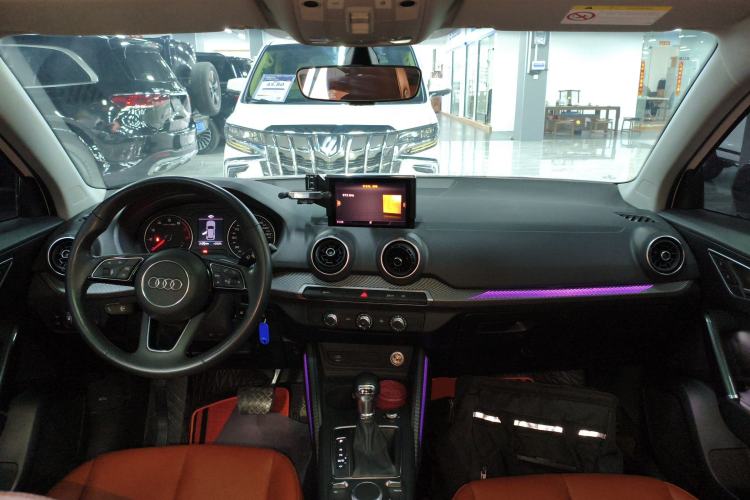 Used Audi Q2L 2018 35 TFSI Launch Exclusive Edition China VI
