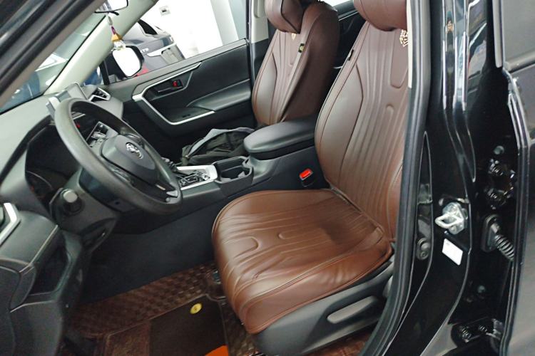 Used Toyota Wildlander 2022 2.0L CVT Two-Wheel Drive Leading Edition Left Front Seat