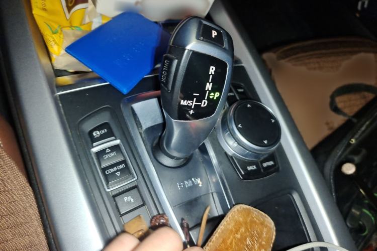 Used BMW X5  Gear Lever